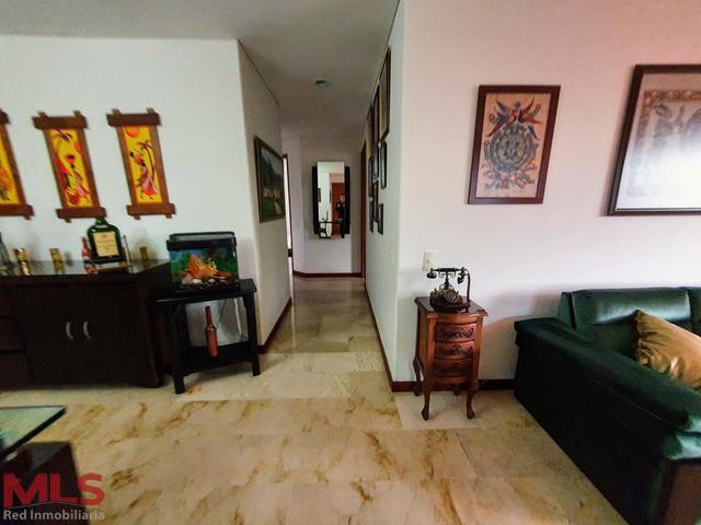 Amplio apartamento en Bolivariana - Laureles medellin - bolivariana